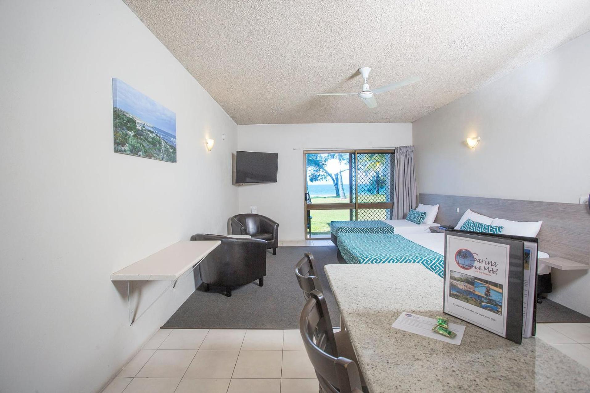 Sarina Beach Motel Grasstree Beach Exterior photo