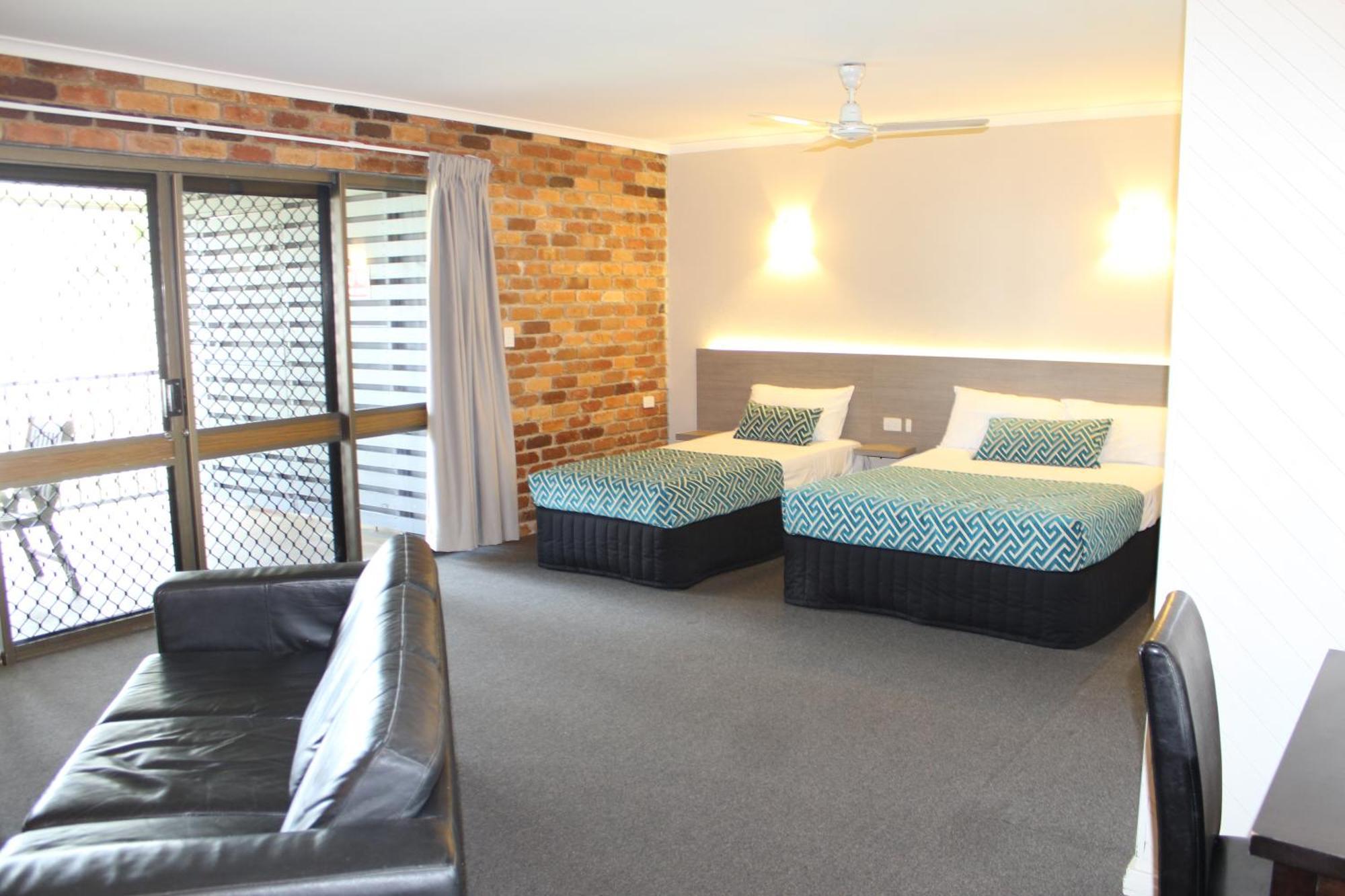 Sarina Beach Motel Grasstree Beach Room photo