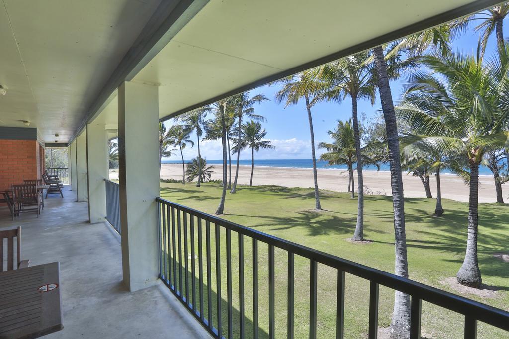 Sarina Beach Motel Grasstree Beach Exterior photo